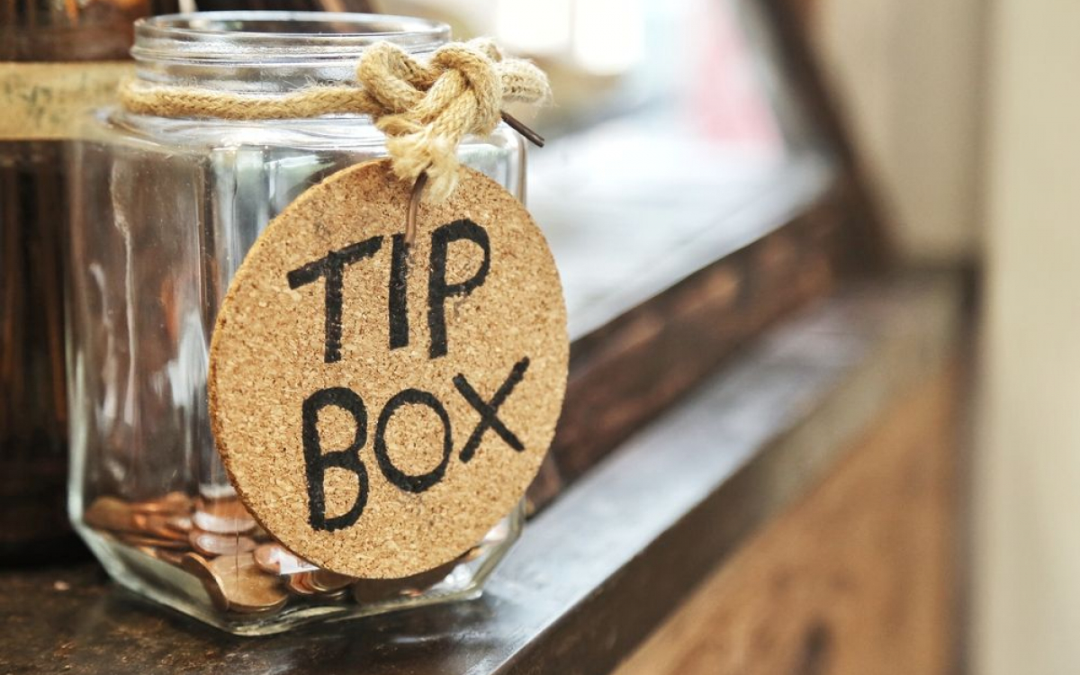 Tip, Tips là gì – Phân biệt, hiểu đúng tip và tips khi sử dụng